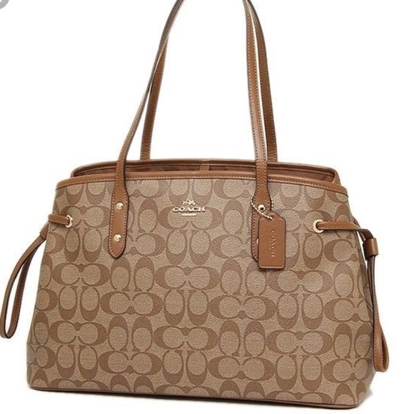 Coach Handbags - SALE!❤️Coach Carryall Drawstring Bag